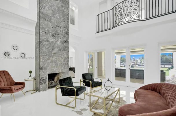 Fireplace, Interior, Living room