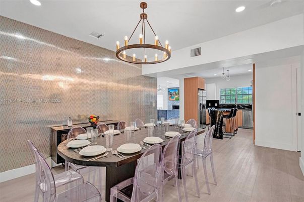 Chandelier, Dining room, Interior, Pendant Lights, Recessed Lighting, Wood Texture Flooring