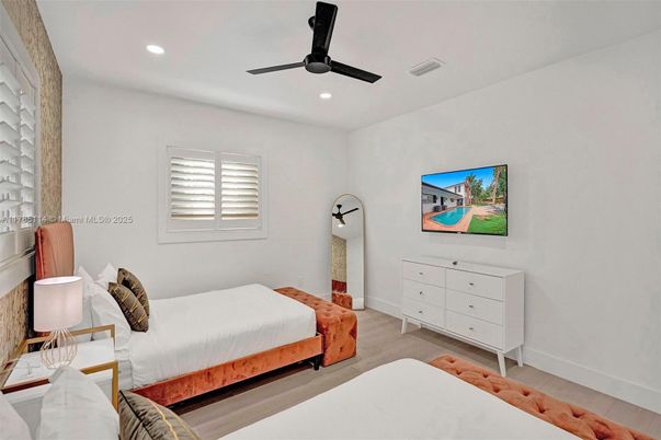 Bedroom, Interior, Recessed Lighting, Wood Texture Flooring