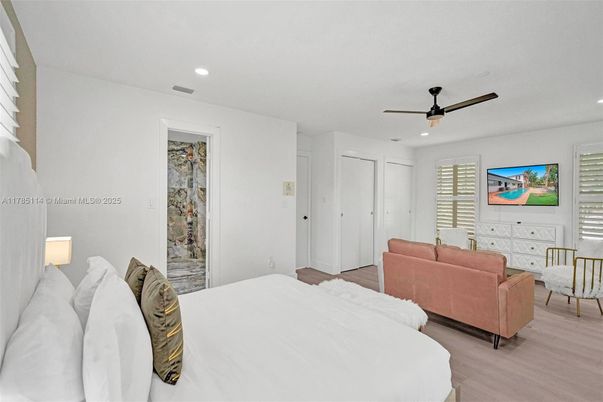 Bedroom, Interior, Recessed Lighting, Wood Texture Flooring