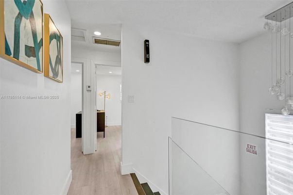 Interior, Pendant Lights, Recessed Lighting, Wood Texture Flooring