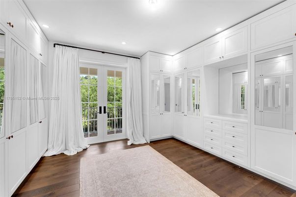 Interior, Recessed Lighting, Walk-in Closets, Wood Texture Flooring