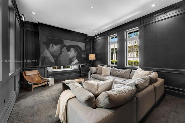 Interior, Living room, Projection Screen, Recessed Lighting, Theatre Room