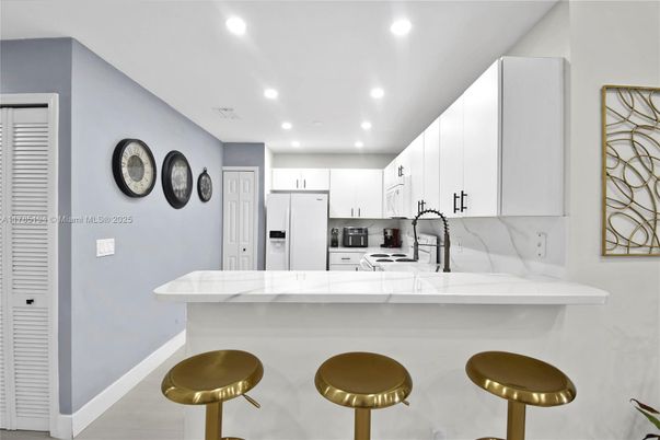 Interior, Kitchen, Recessed Lighting