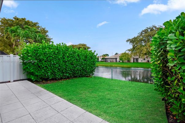 Backyard, Exterior, Lake, Water