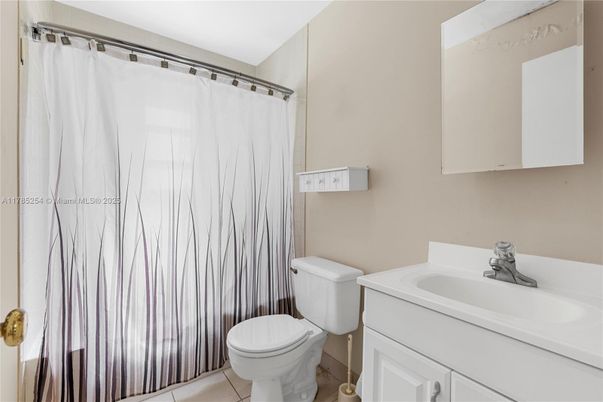 Bathroom, Interior