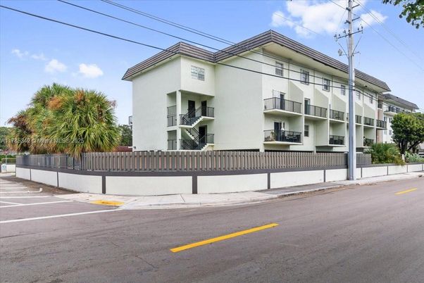 Exterior, Facade, Condo Building