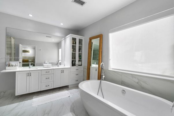Bathroom, Dual Sink Vanities, Free Standing Baths, Interior, Marble, Recessed Lighting