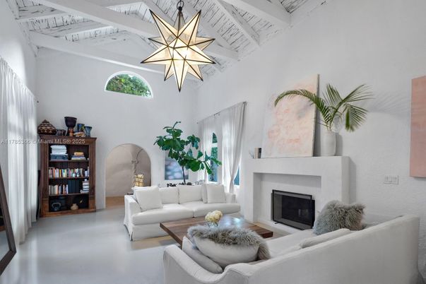 Fireplace, Interior, Living room, Pendant Lights
