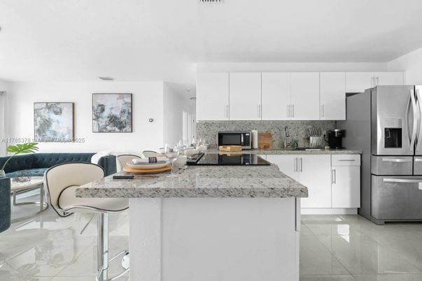 Interior, Kitchen, Stainless Steel Appliances