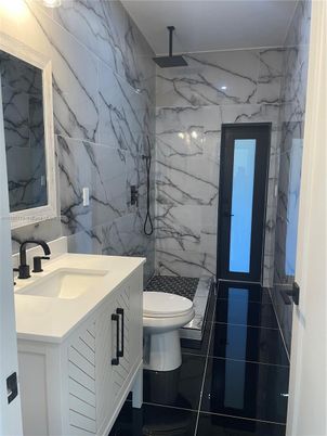 Bathroom, Interior, Marble Walls