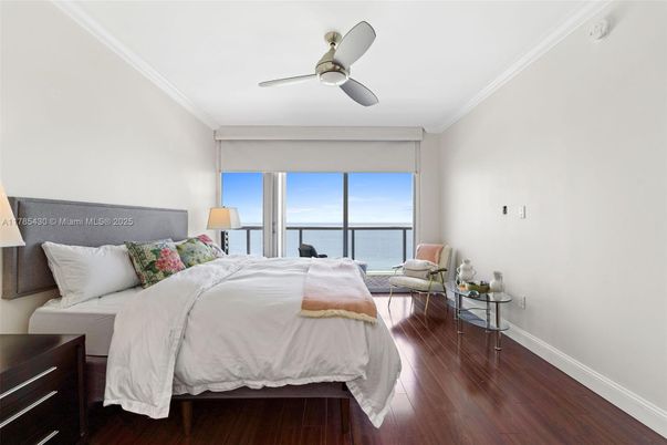 Bedroom, Interior, Water, Wood Texture Flooring