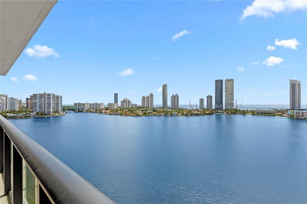 Water, Exterior, Other, Skyline