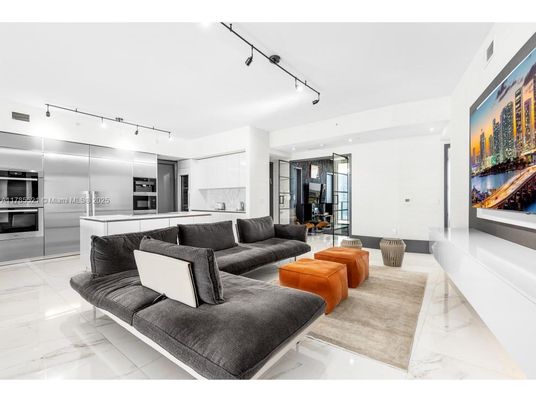 Interior, Kitchen, Living room, Recessed Lighting, Stainless Steel Appliances