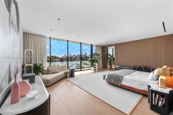 Bedroom, Interior, Recessed Lighting, Water, Wood Texture Flooring