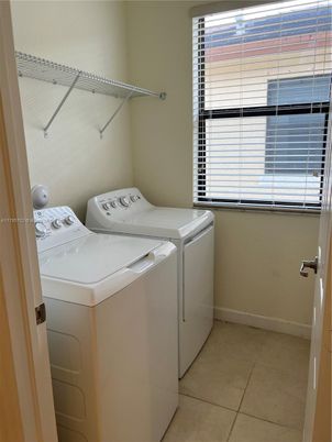 Interior, Utility Closets, Washer