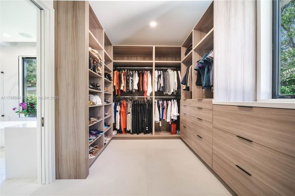 Interior, Recessed Lighting, Walk-in Closets