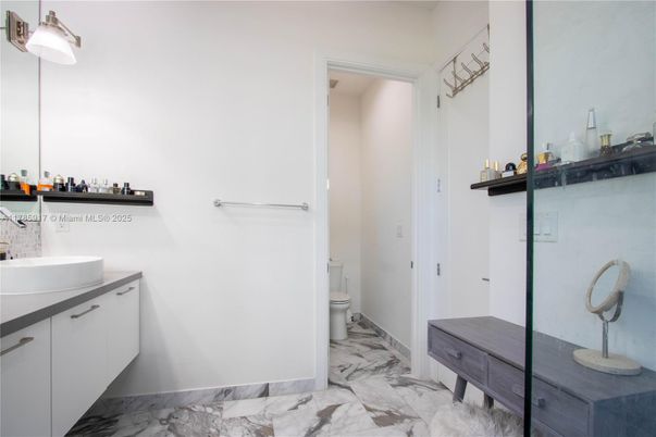 Bathroom, Dual Sink Vanities, Interior, Marble