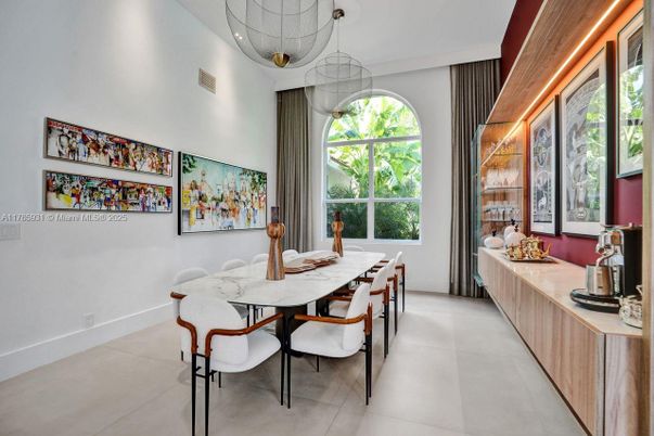 Dining room, Interior, Pendant Lights