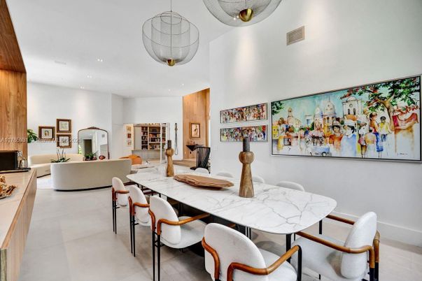 Dining room, Interior, Living room, Recessed Lighting