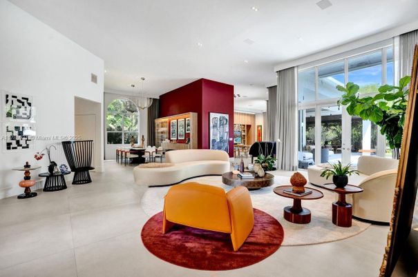 Dining room, Interior, Living room, Pendant Lights, Recessed Lighting