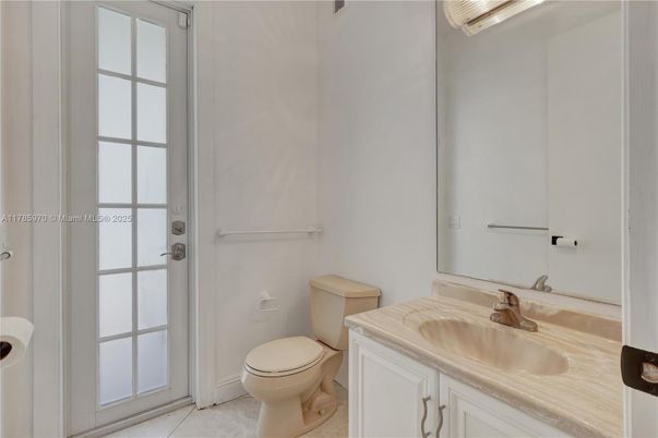 Bathroom, Interior