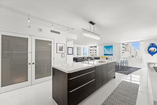 Interior, Kitchen, Pendant Lights