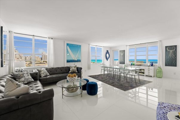 Dining room, Interior, Living room, Water