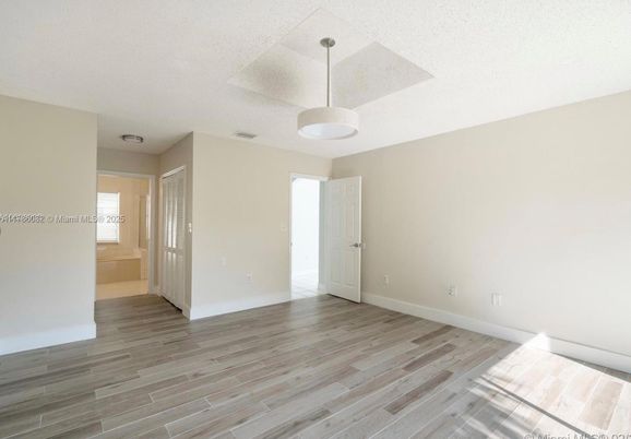 Empty room, Interior, Pendant Lights, Wood Texture Flooring