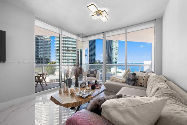 Interior, Living room, Water