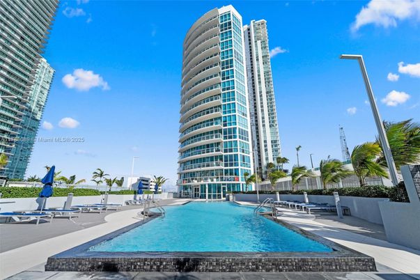Exterior, Facade, Pool, Condo Building
