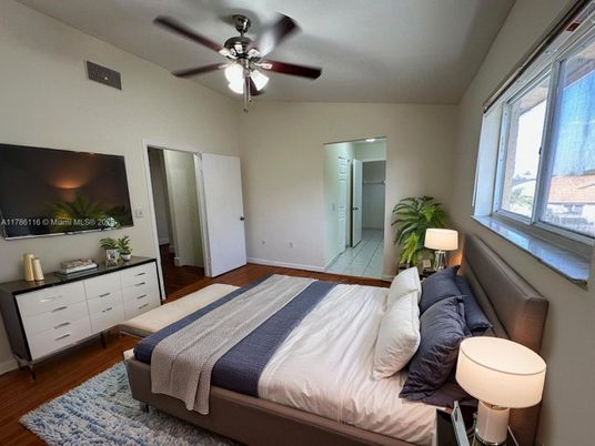 Bedroom, Interior, Wood Texture Flooring