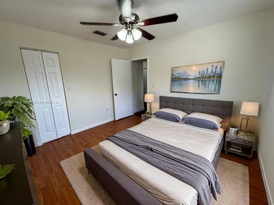 Bedroom, Interior, Wood Texture Flooring