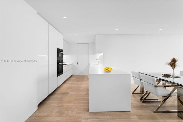 Dining room, Interior, Kitchen, Recessed Lighting, Stainless Steel Appliances, Wood Texture Flooring