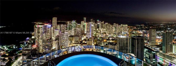 Exterior, Pool, Other, Skyline