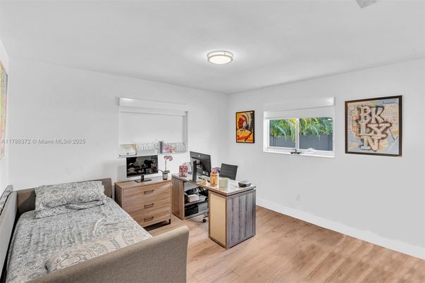 Bedroom, Home Office, Interior, Wood Texture Flooring