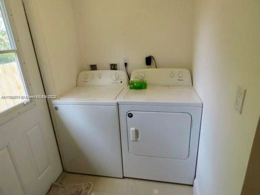 Interior, Utility Closets, Washer