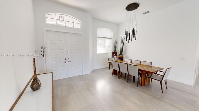 Dining room, Interior, Pendant Lights