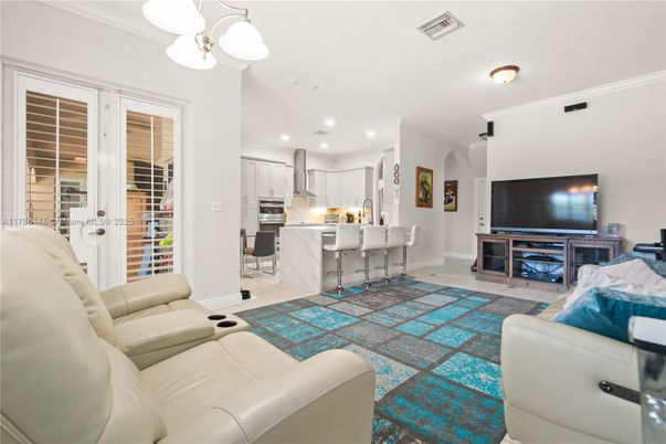 Interior, Kitchen, Living room, Recessed Lighting, Stainless Steel Appliances