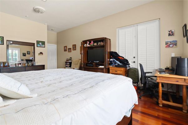 Bedroom, Home Office, Interior, Wood Texture Flooring