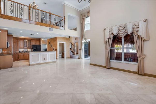 Chandelier, Interior, Kitchen, Marble, Pendant Lights, Recessed Lighting