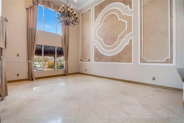 Chandelier, Empty room, Interior, Recessed Lighting