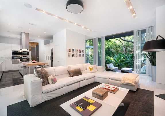 Interior, Kitchen, Living room, Recessed Lighting, Stainless Steel Appliances