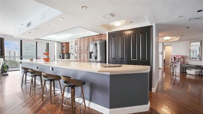 Interior, Kitchen, Recessed Lighting, Wood Texture Flooring