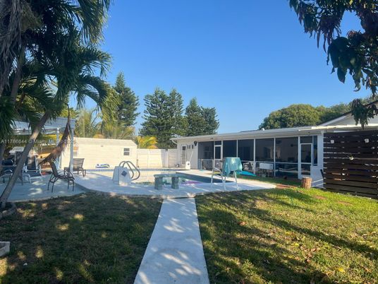 Backyard, Exterior, Pool