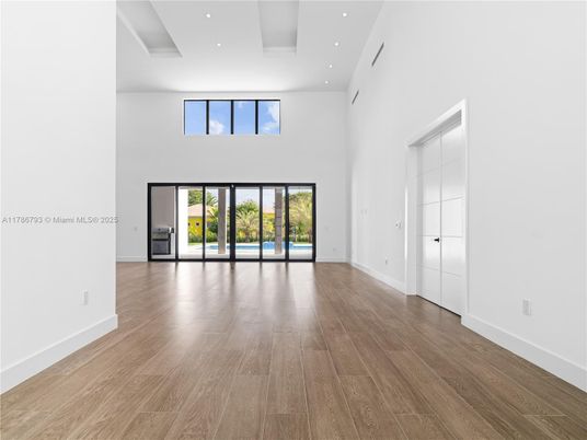 Empty room, Interior, Recessed Lighting, Wood Texture Flooring