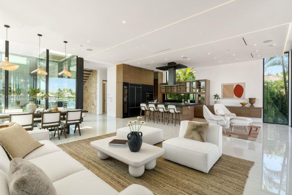 Dining room, Interior, Kitchen, Living room, Pendant Lights, Recessed Lighting