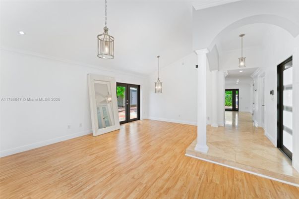 Empty room, Interior, Pendant Lights, Recessed Lighting, Wood Texture Flooring