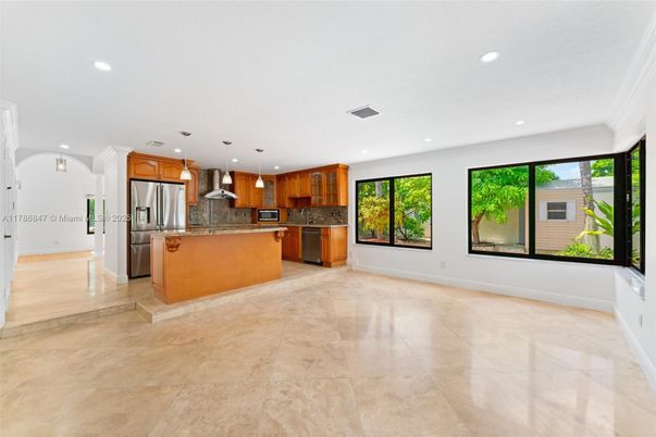 Interior, Kitchen, Pendant Lights, Recessed Lighting, Stainless Steel Appliances