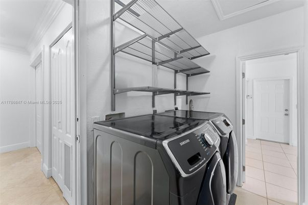 Interior, Washer